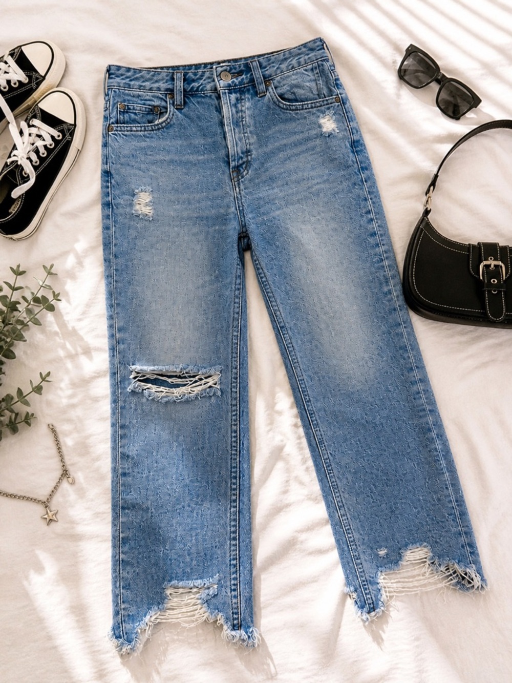 Free People We The Free Straight Leg Cropped Jeans Size 24 Distressed Raw Hem